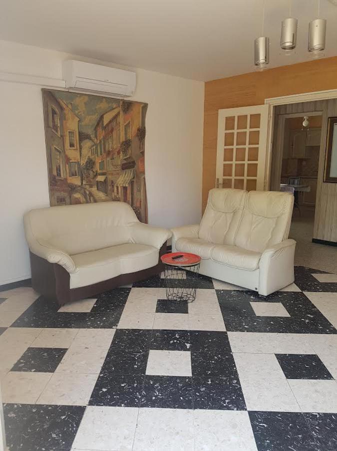 City Break Apartment Narbonne Bagian luar foto